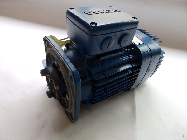 Motor DEMAG KBA80 A4 B14, with flange and coupling